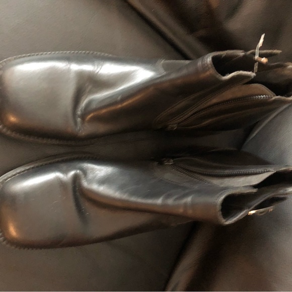 3/$15 CASUAL CONNECTION 8 - Picture 4 of 4